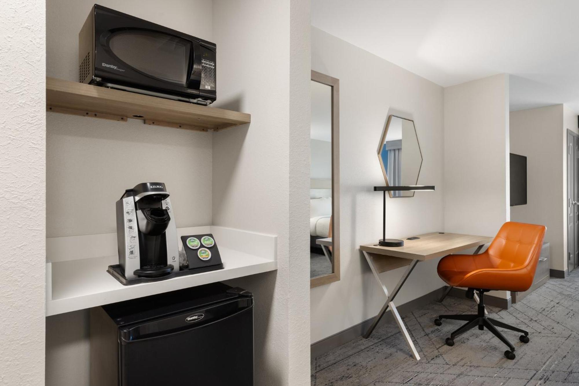 Holiday Inn Express Savannah Airport By Ihg Exterior foto